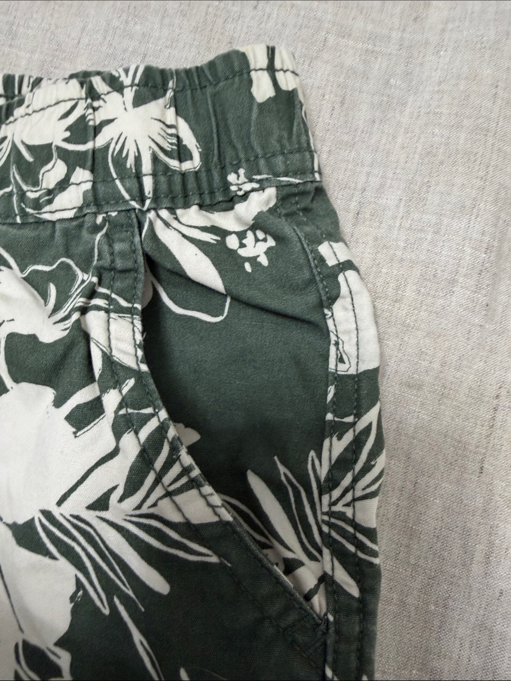 The Children’s place size 8 - Picture 2 of 6